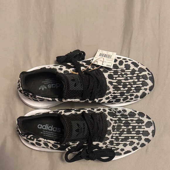 Adidas Swift Run Black and White Patterned Sneakers - Picture 3 of 4